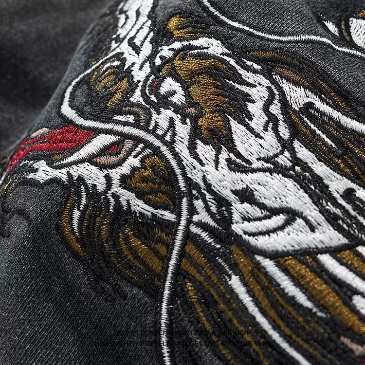 The national tide wash, the old Chinese style, the heavy Yokosuka dragon embroidery, the round neck sweatshirt, the cotton male and female couples, the spring and autumn new