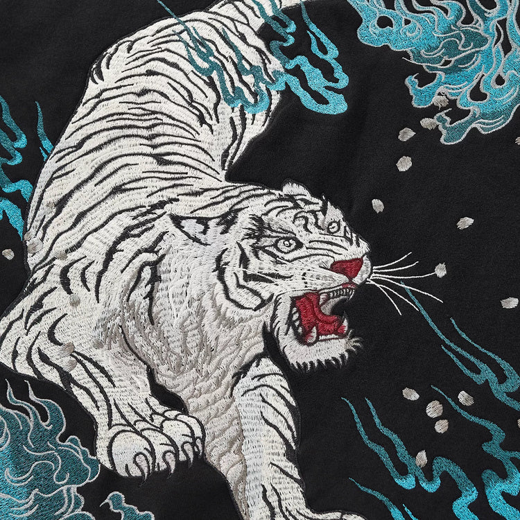 sukajan Kokuchao Heavy Industries Yokosuka White Tiger Embroidered Fleece-Lined Crew Neck Sweatshirt Jacket for Men, Traditional Style Embroidery
